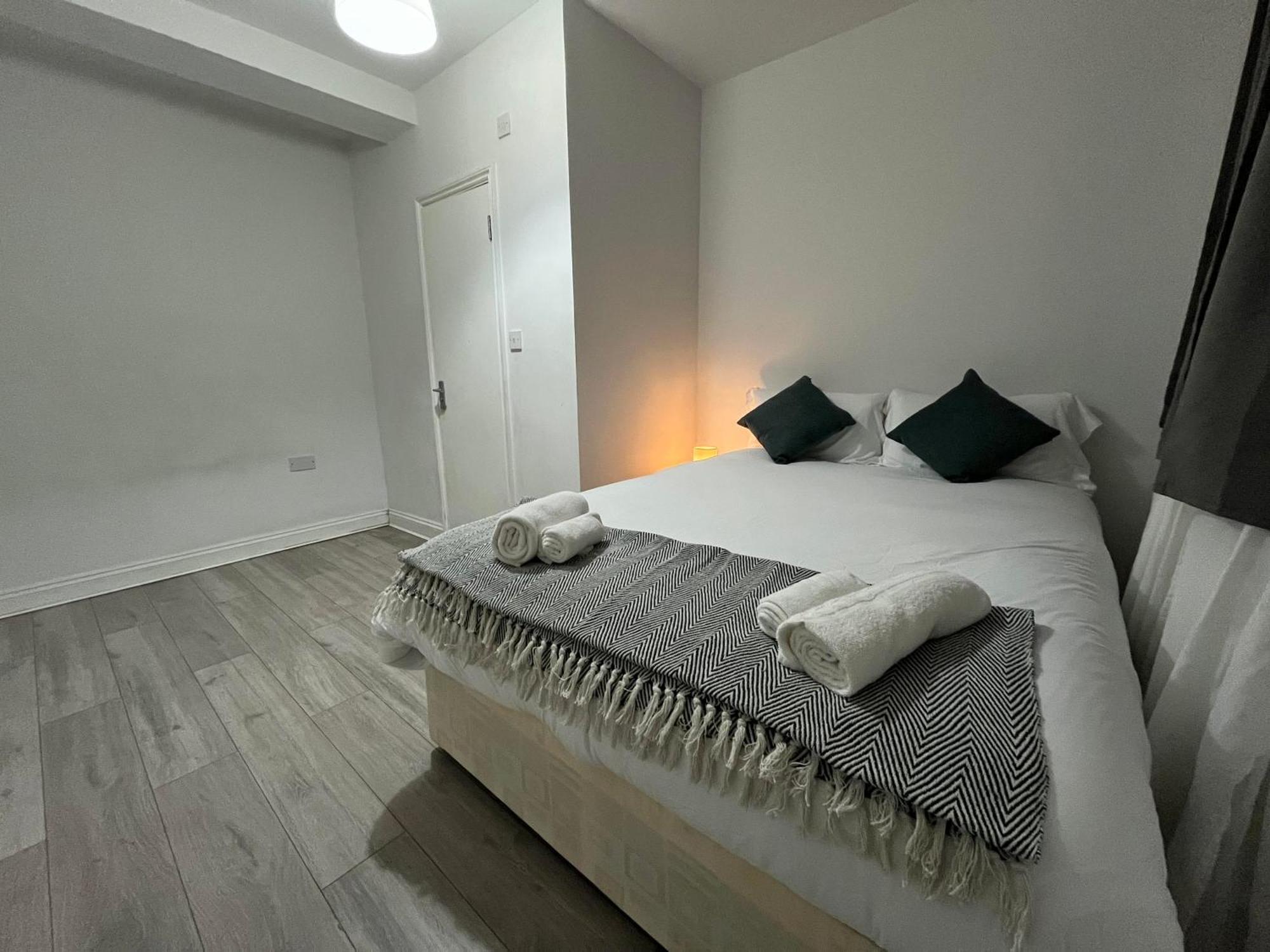 City Apartments Near Seven Sisters ลอนดอน ภายนอก รูปภาพ