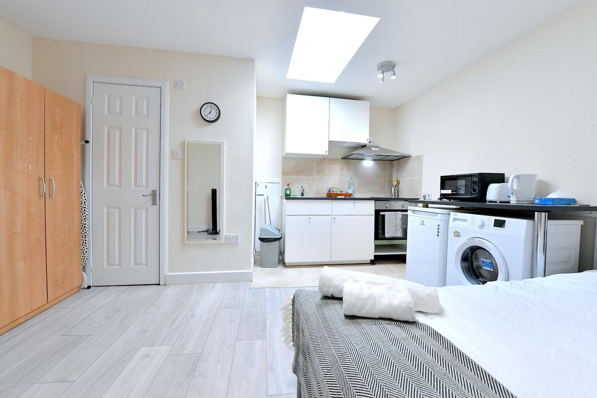 City Apartments Near Seven Sisters ลอนดอน ภายนอก รูปภาพ